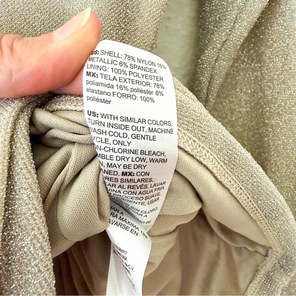 White House Black Market FORME™ Stretch Light Silver Metallic Long-Sleeve Top - Picture 5 of 6